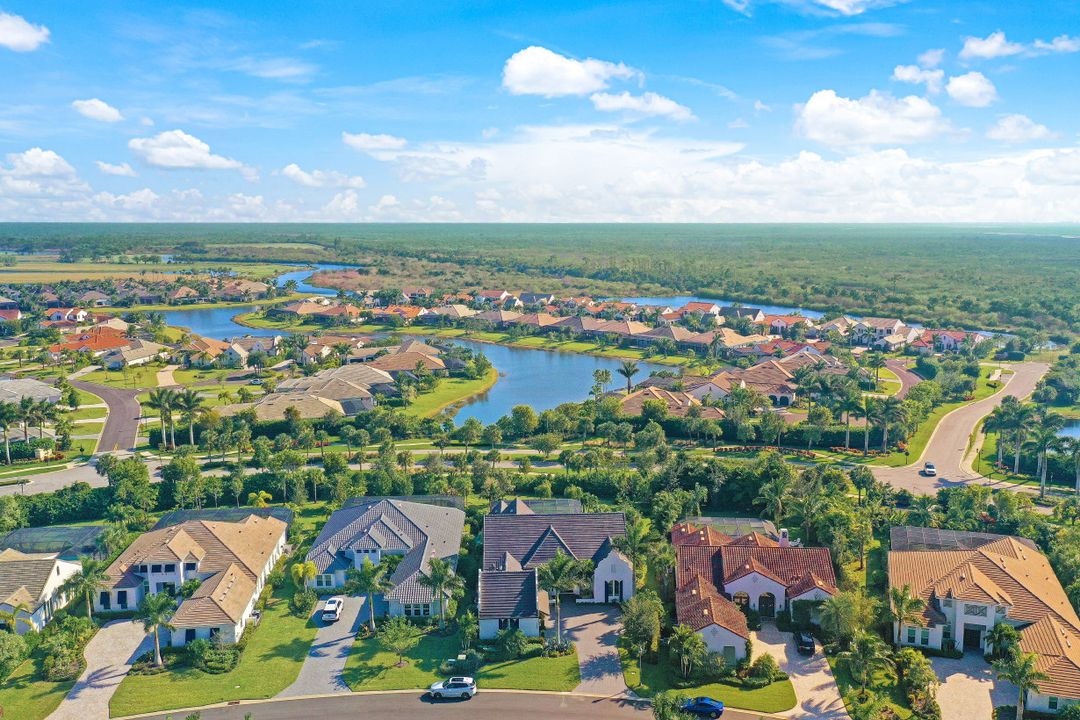 3244 Tavolara Ln, Naples, FL 34114