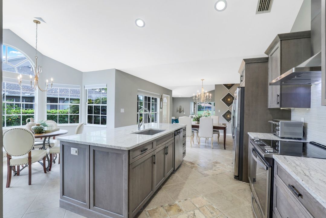 19516 Lost Creek Dr, Estero, FL 33967