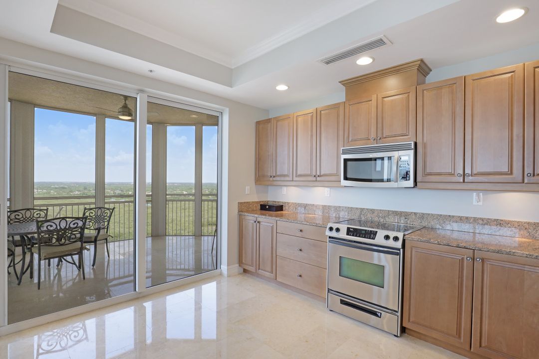 4951 Bonita Bay Blvd #2205, Bonita Springs, FL 34134
