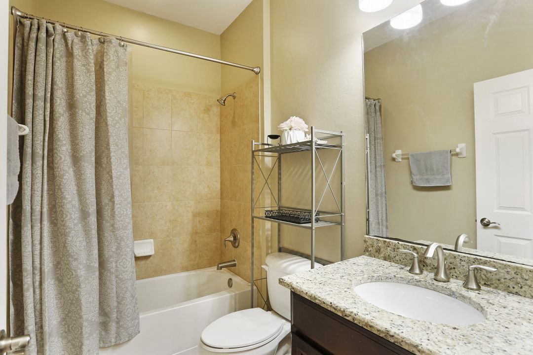 2548 Ashbury Cir, Cape Coral, FL 33991