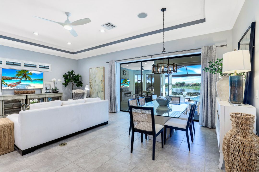 9155 Trivoli Ter, Naples, FL 34119