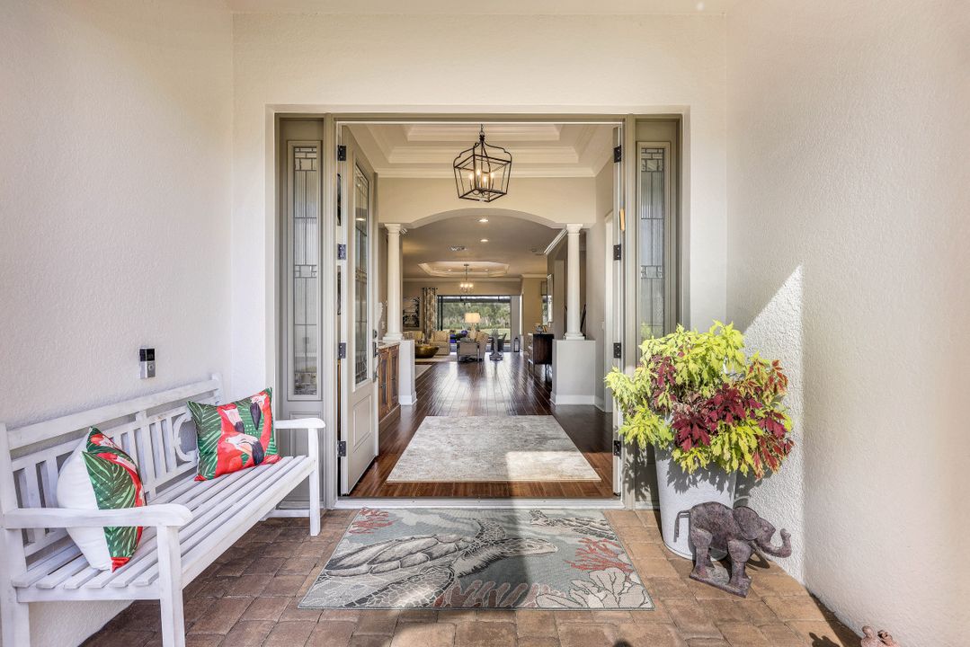 8848 Savona Ct, Naples, FL 34119