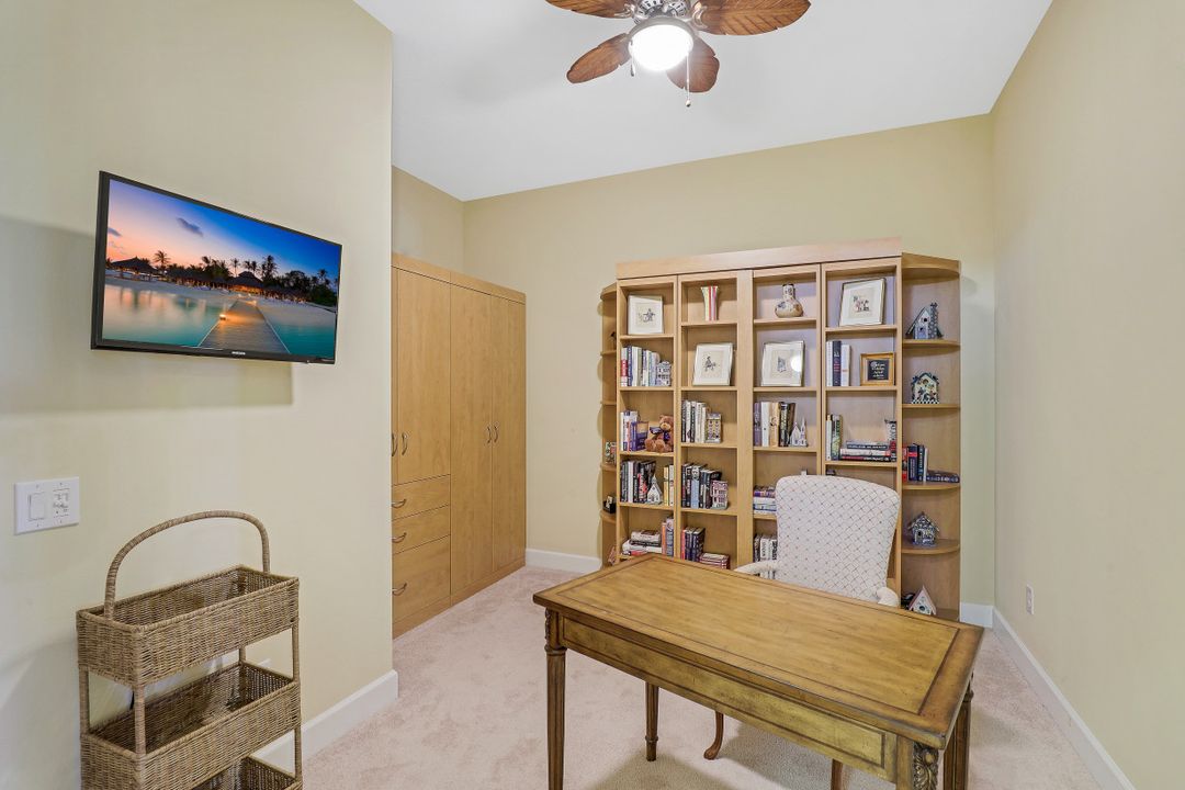 9448 Isla Bella Cir, Bonita Springs, FL 34135