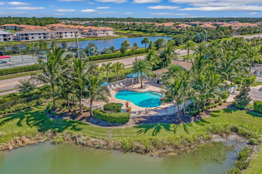 2344 Sheen Ln #305, Naples, FL 34120