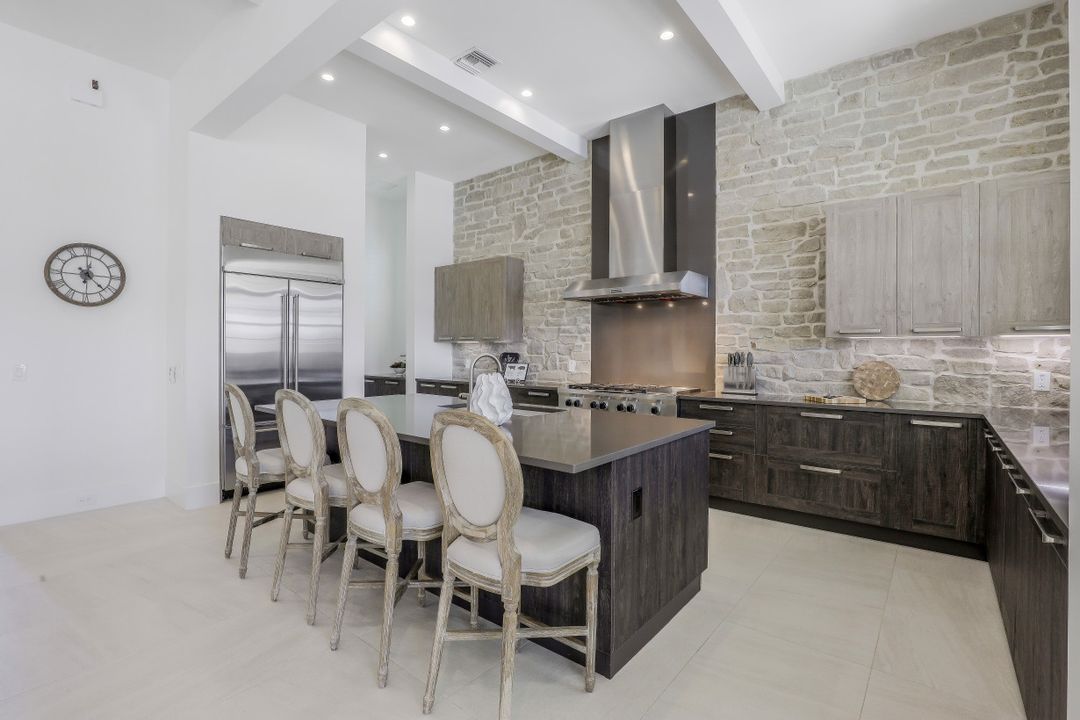 3202 Cullowee Ln, Naples, FL 34109