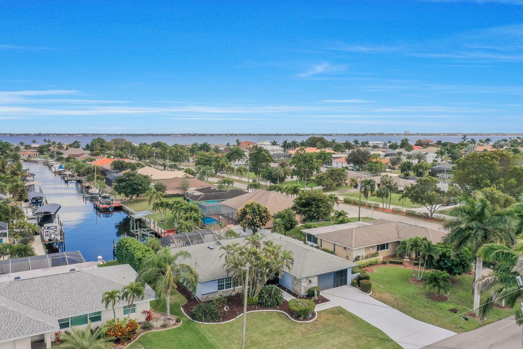 2929 SE 20th Ave, Cape Coral, FL 33904
