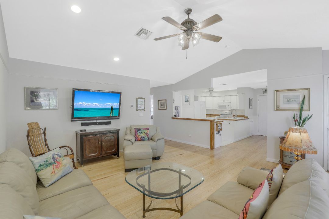 20520 Pine Tree Ln, Estero, FL 33928