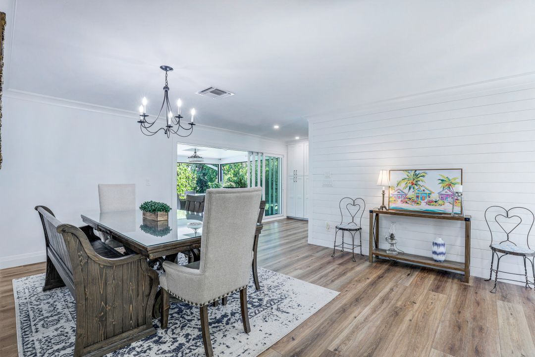 1229 28th Ave N, Naples, FL 34103