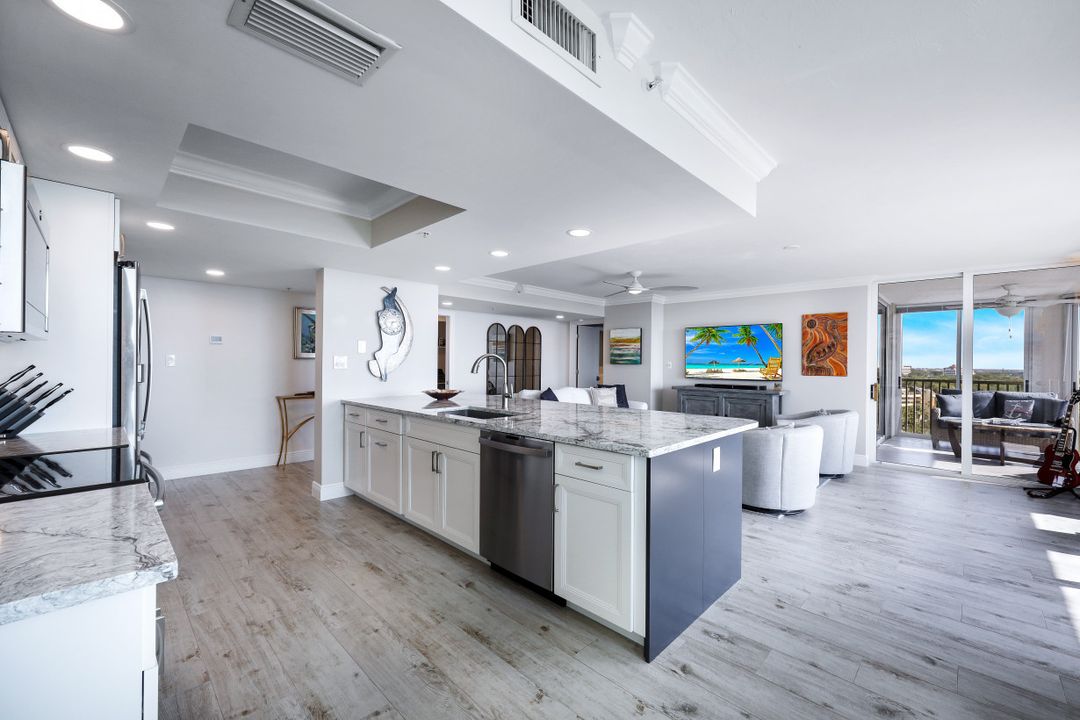 6573 Marissa Loop #1102, Naples, FL 34108