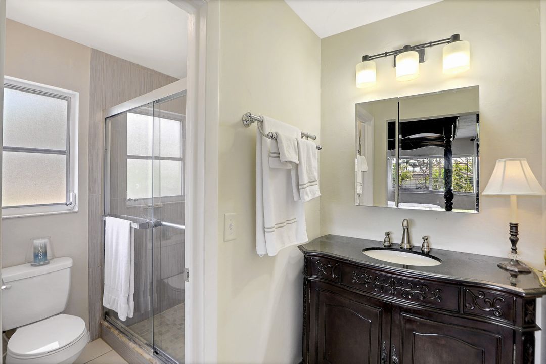 1302 SE 15th St, Cape Coral, FL 33990