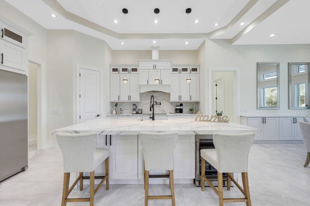 5332 Malibu Ct, Cape Coral, FL 33904