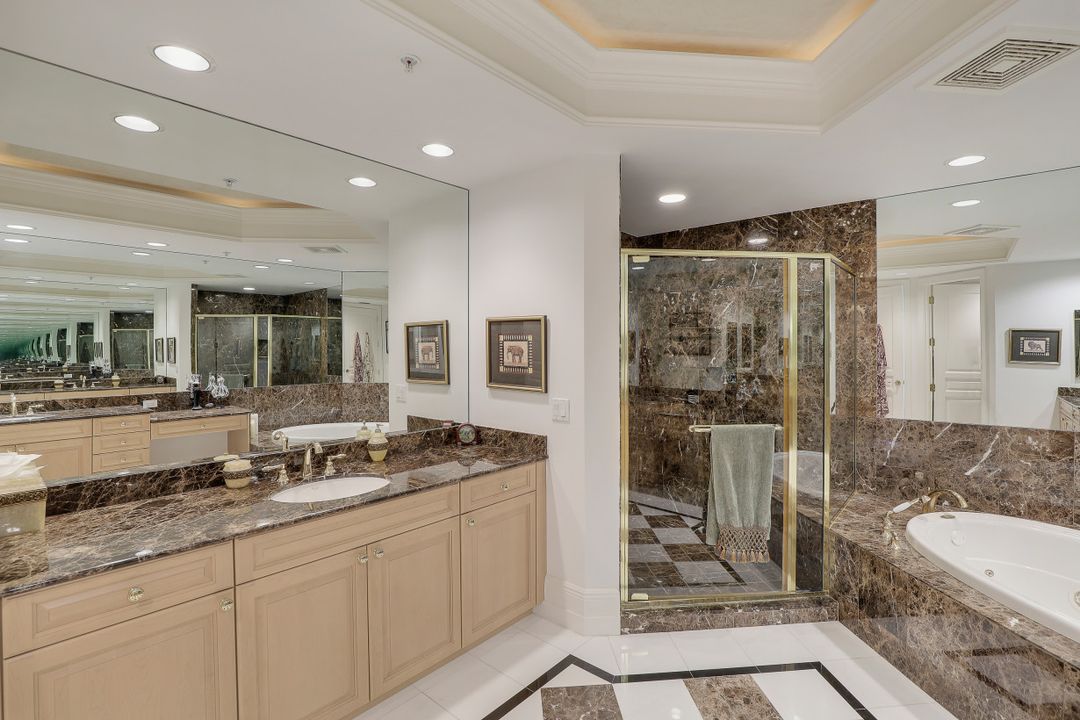 970 Cape Marco Dr #1607, Marco Island, FL 34145