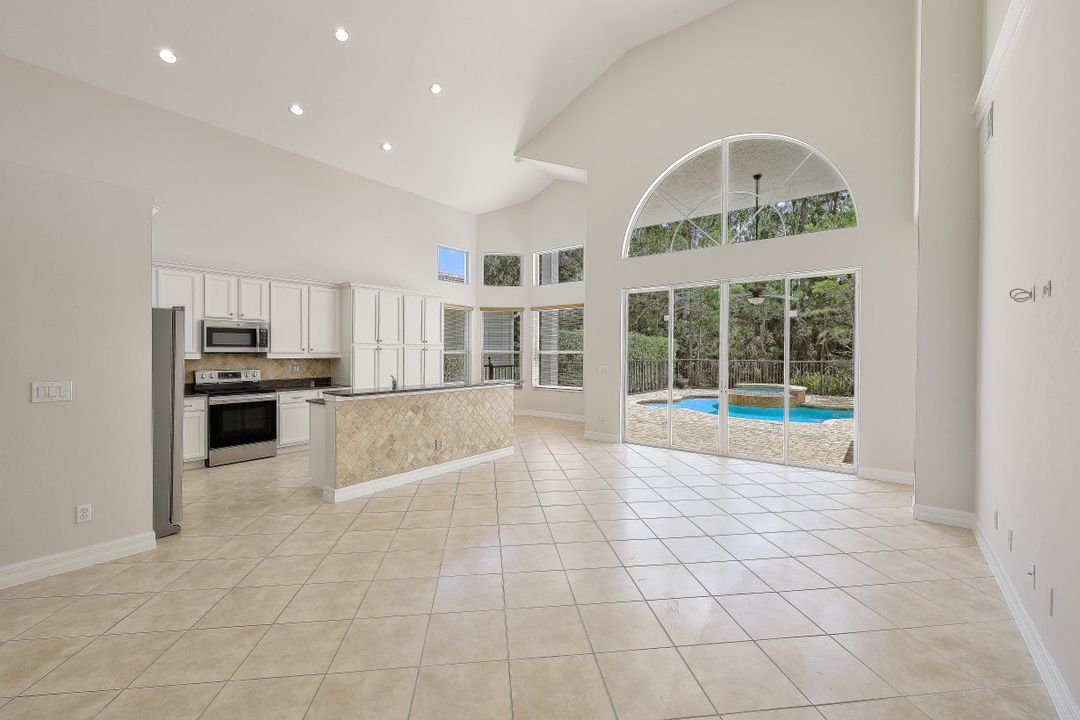 2366 Butterfly Palm Dr, Naples, FL 34119