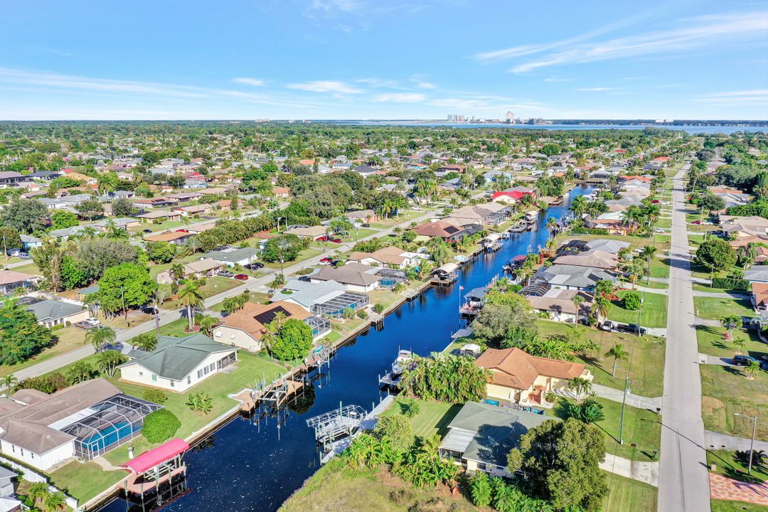 1803 SE 16th St, Cape Coral, FL 33990