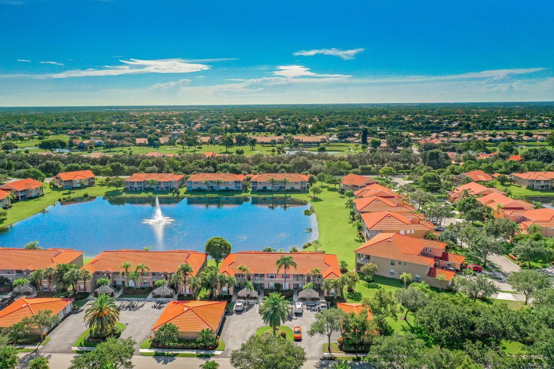 6650 Huntington Lakes Cir #203, Naples, FL 34119