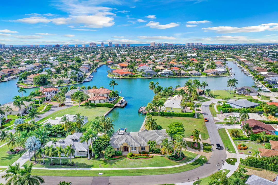 138 S Bahama Ave, Marco Island, FL 34145