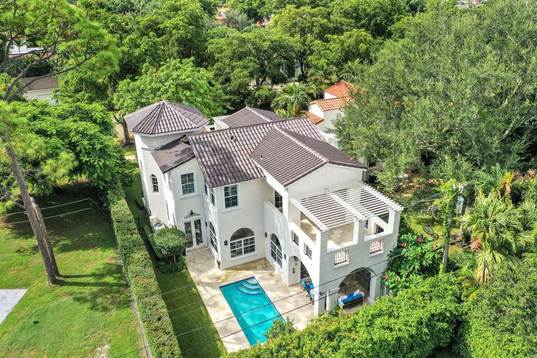 1539 Plasentia Ave, Coral Gables, FL 33134