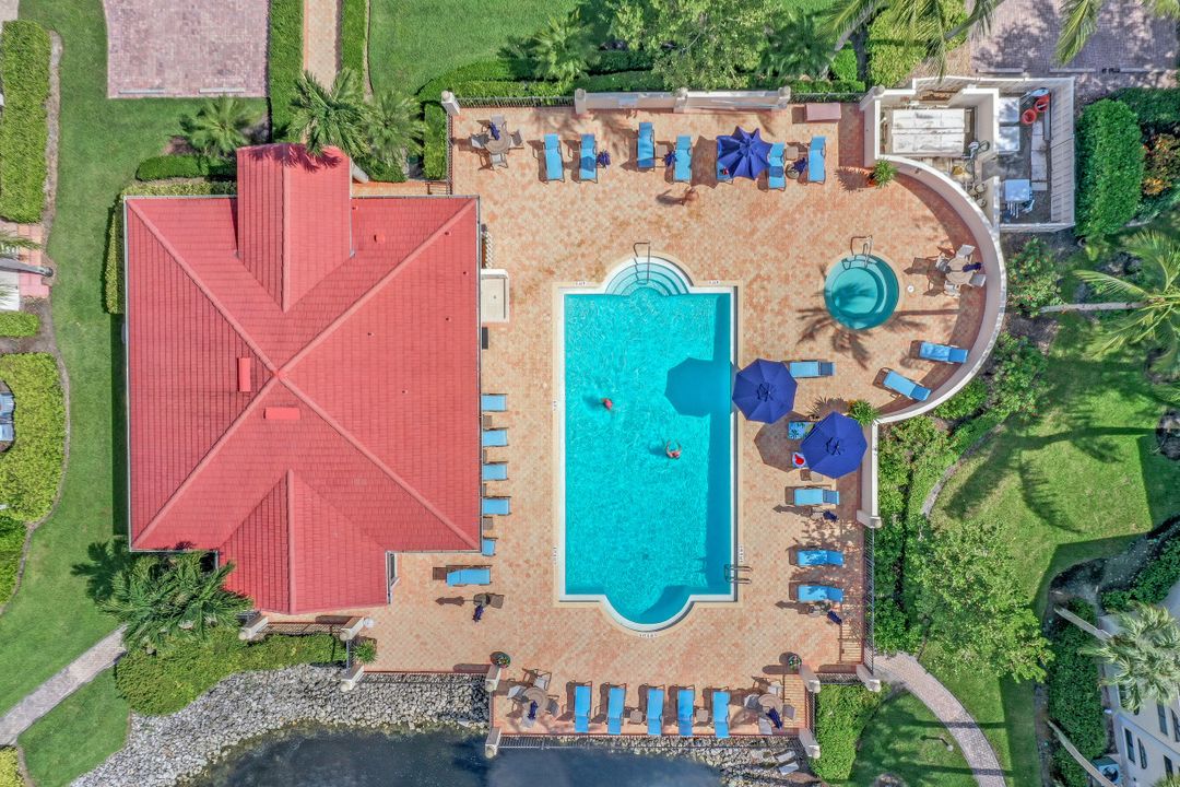 6500 Valen Way #402, Naples, FL 34108