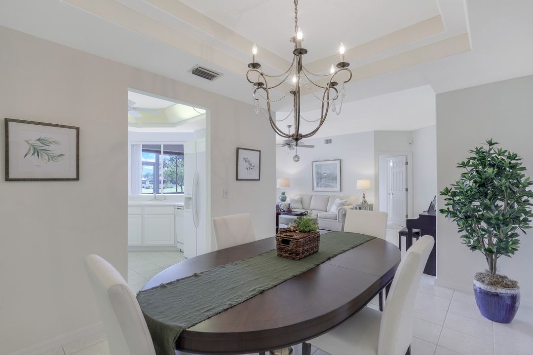 2140 Arielle Dr #407, Naples, FL 34109