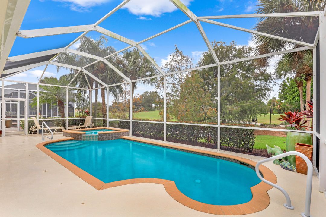 3599 Grand Cypress Dr, Naples, FL 34119