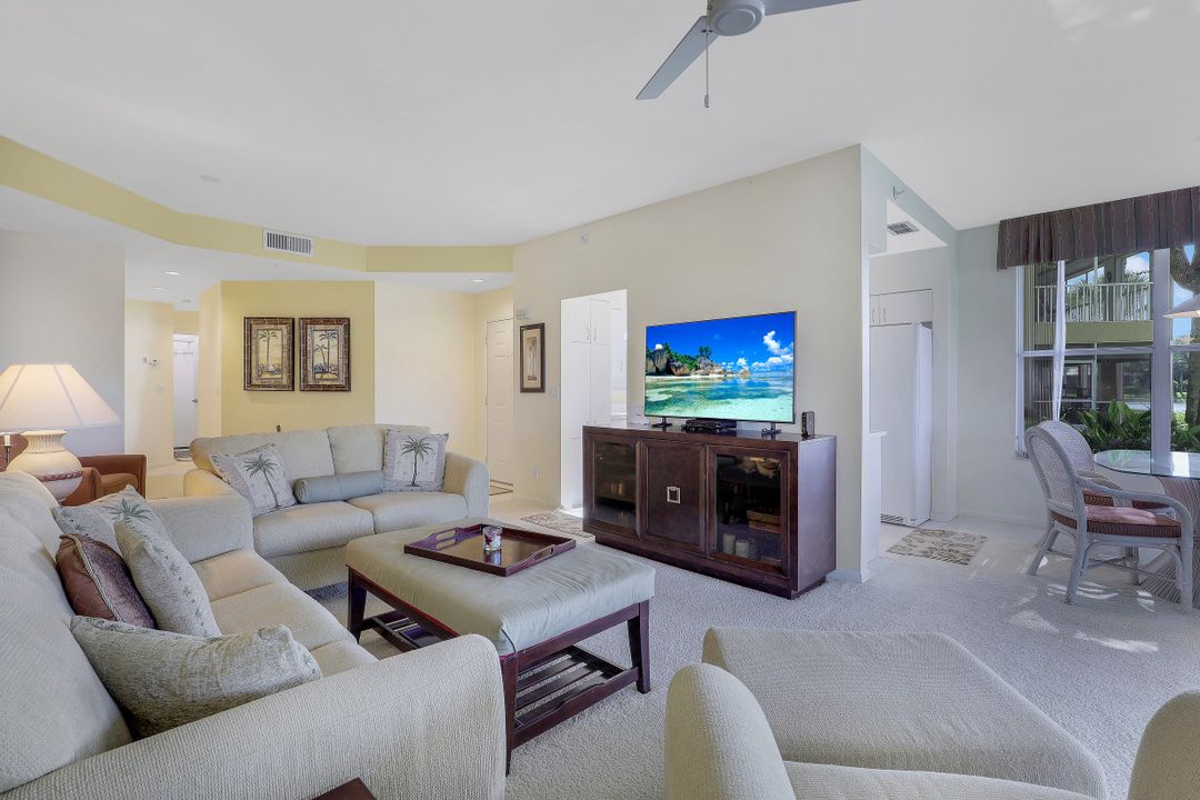 24742 Lakemont Cove Ln #101, Bonita Springs, FL 34134