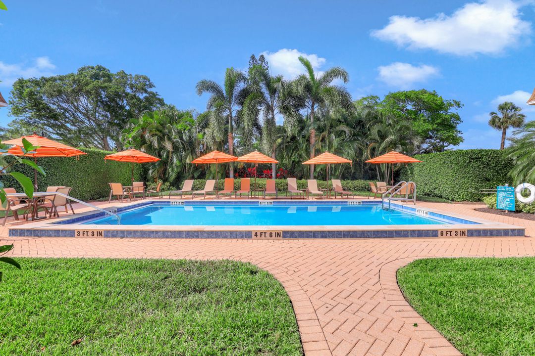 1222 Gordon Dr #2, Naples, FL 34102
