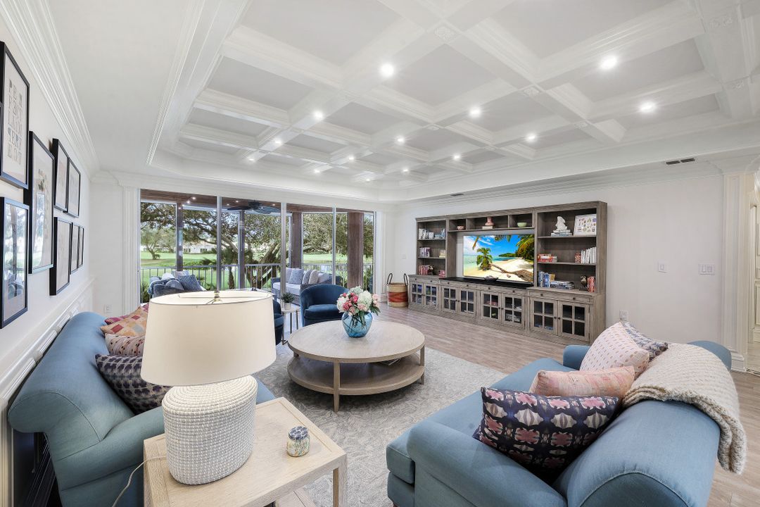 8430 Abbington Cir #C-15, Naples, FL 34108