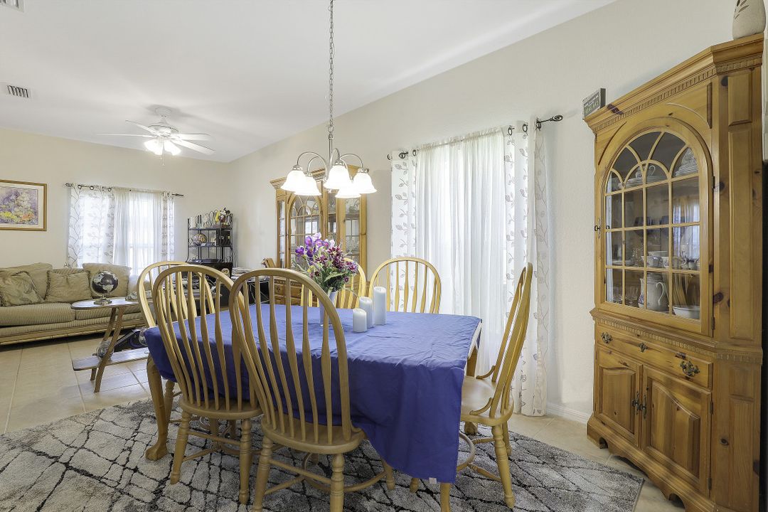 8752 Fawn Ridge Dr, Fort Myers, FL 33912