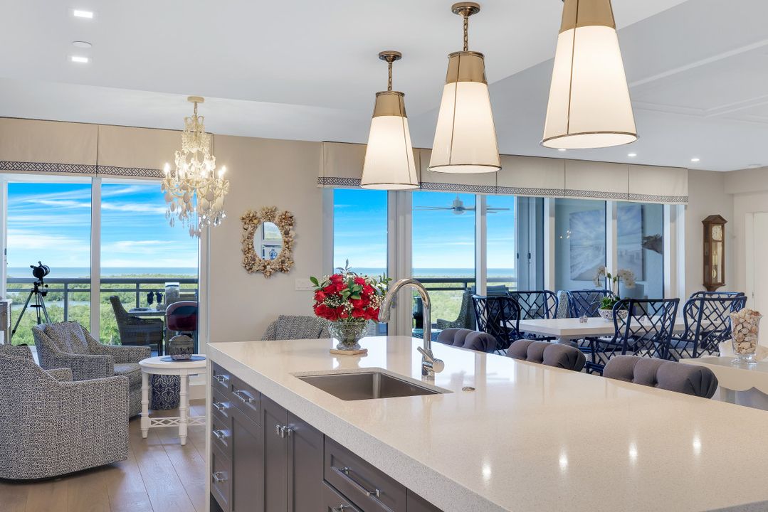 13915 Old Coast Rd #805, Naples, FL 34110