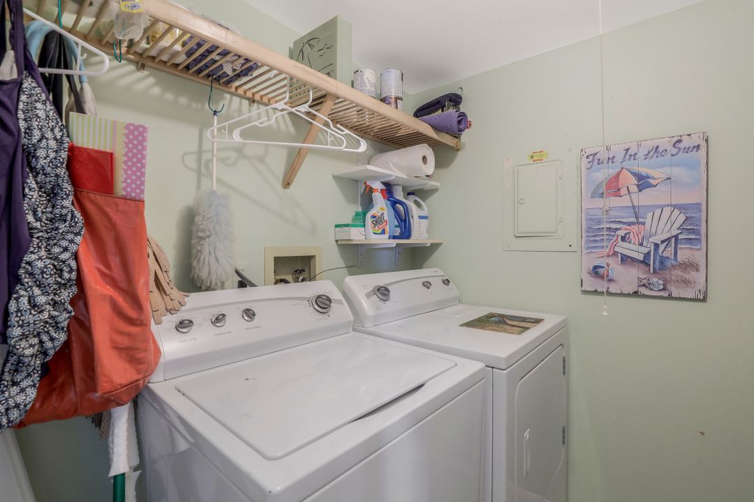 3400 Gulf Shore Blvd N #J-1, Naples, FL 34103