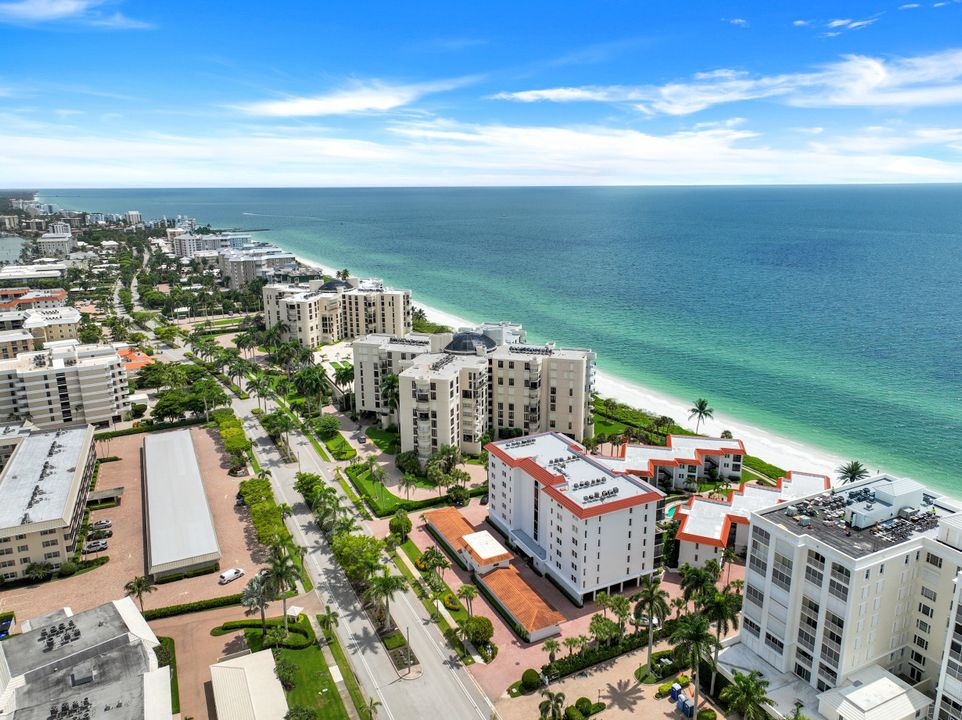 3333 Gulf Shore Blvd N #103, Naples, FL 34103