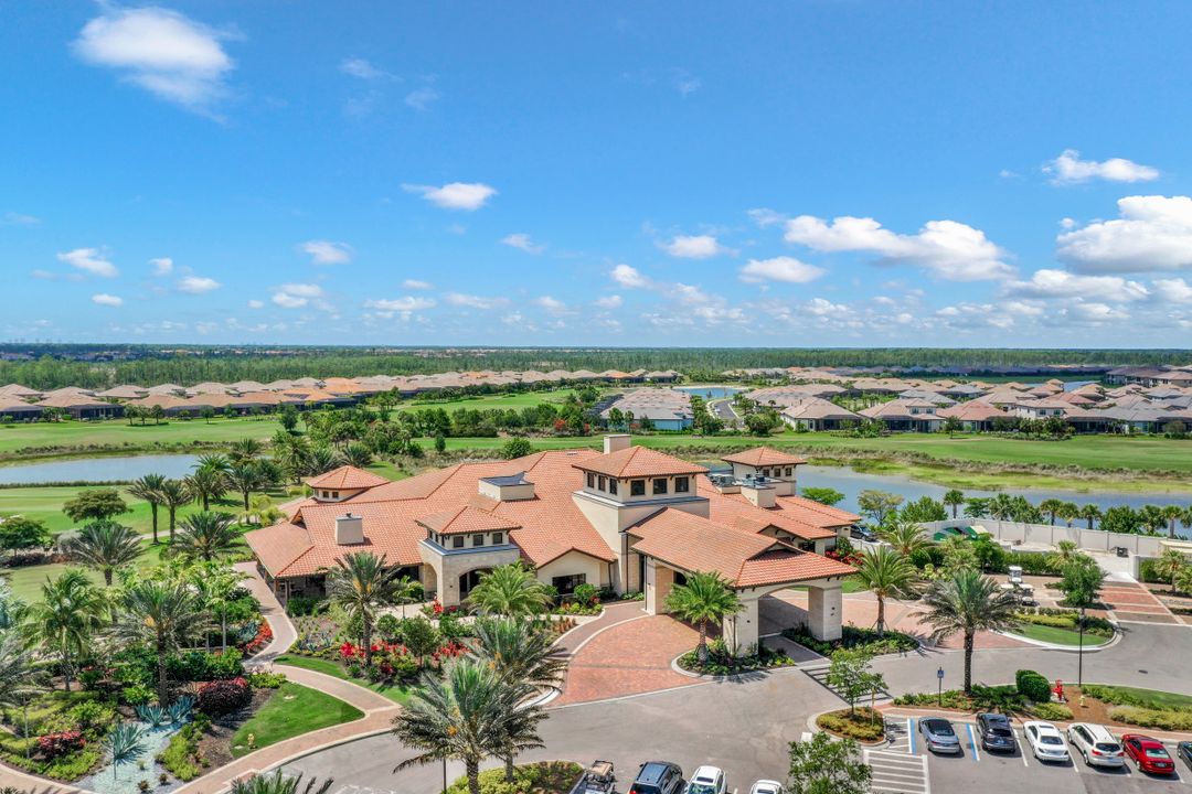 9123 Trivoli Terrace, Naples, FL 34119