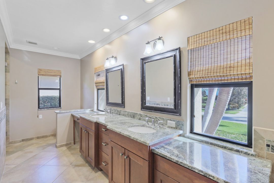 1160 Abbeville Ct, Marco Island, FL 34145