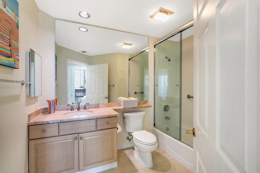 4255 Gulf Shore Blvd N #206, Naples, FL 34103