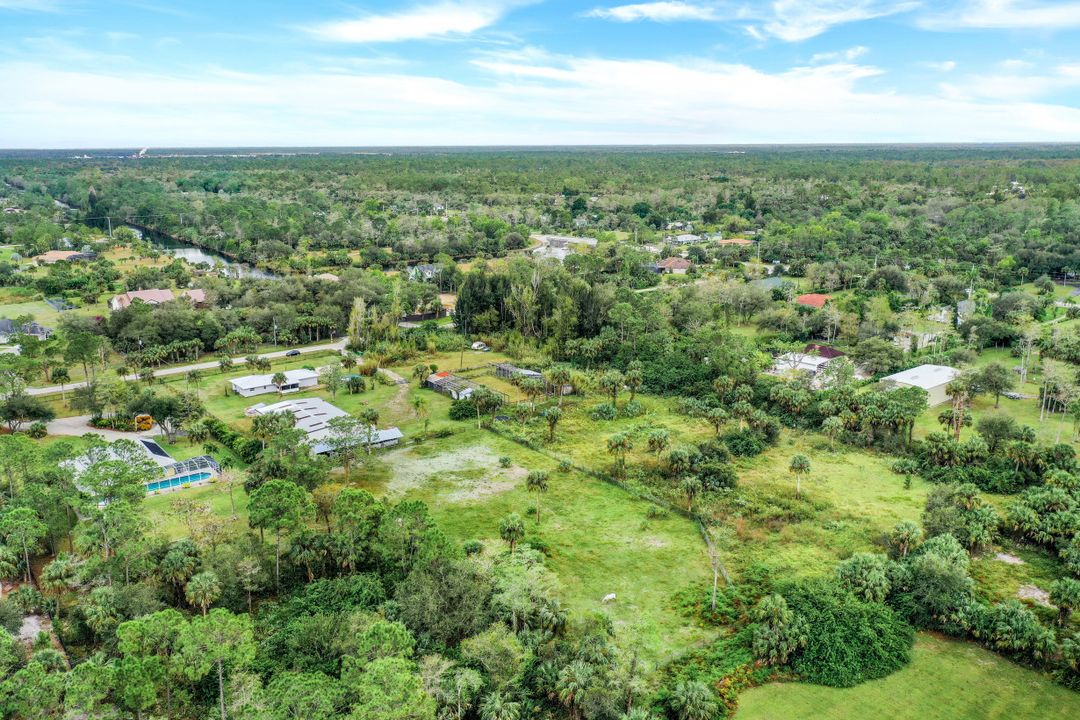 795 25th St SW, Naples, FL 34117