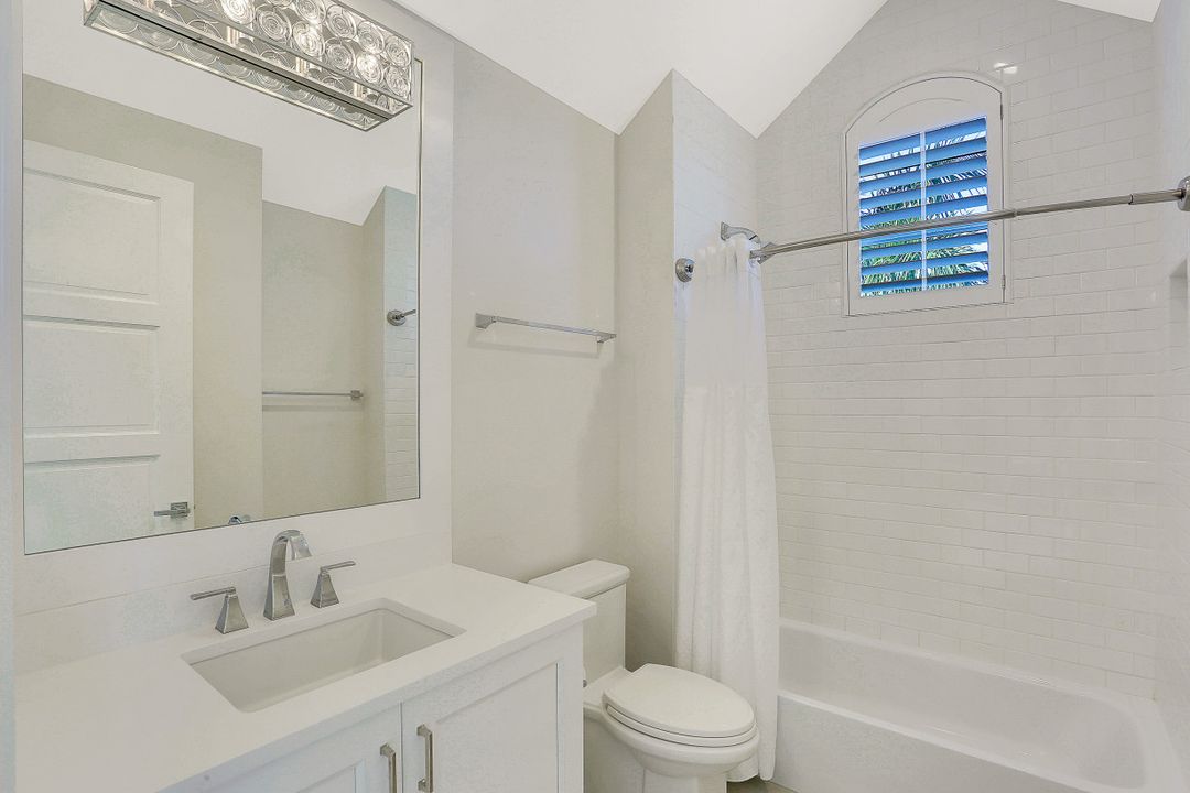 16610 Firenze Way, Naples, FL 34110