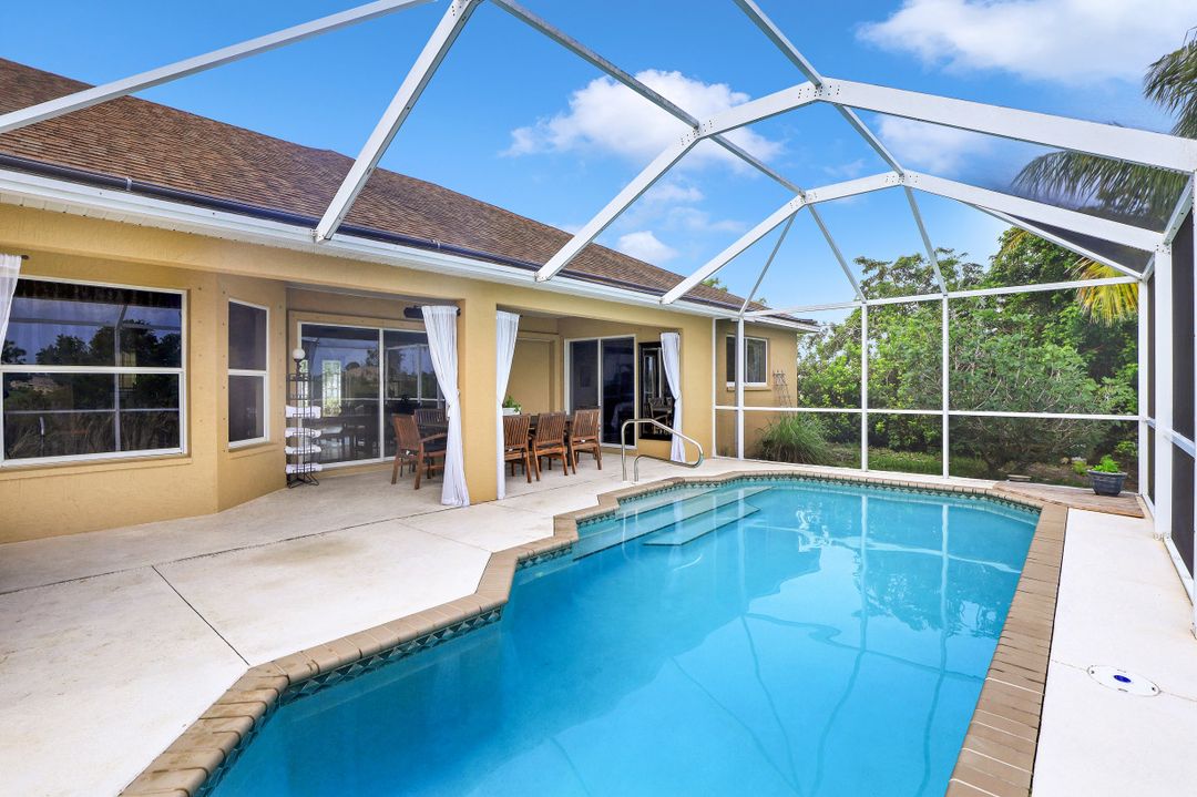 4176 NE 9th Pl, Cape Coral, FL 33909