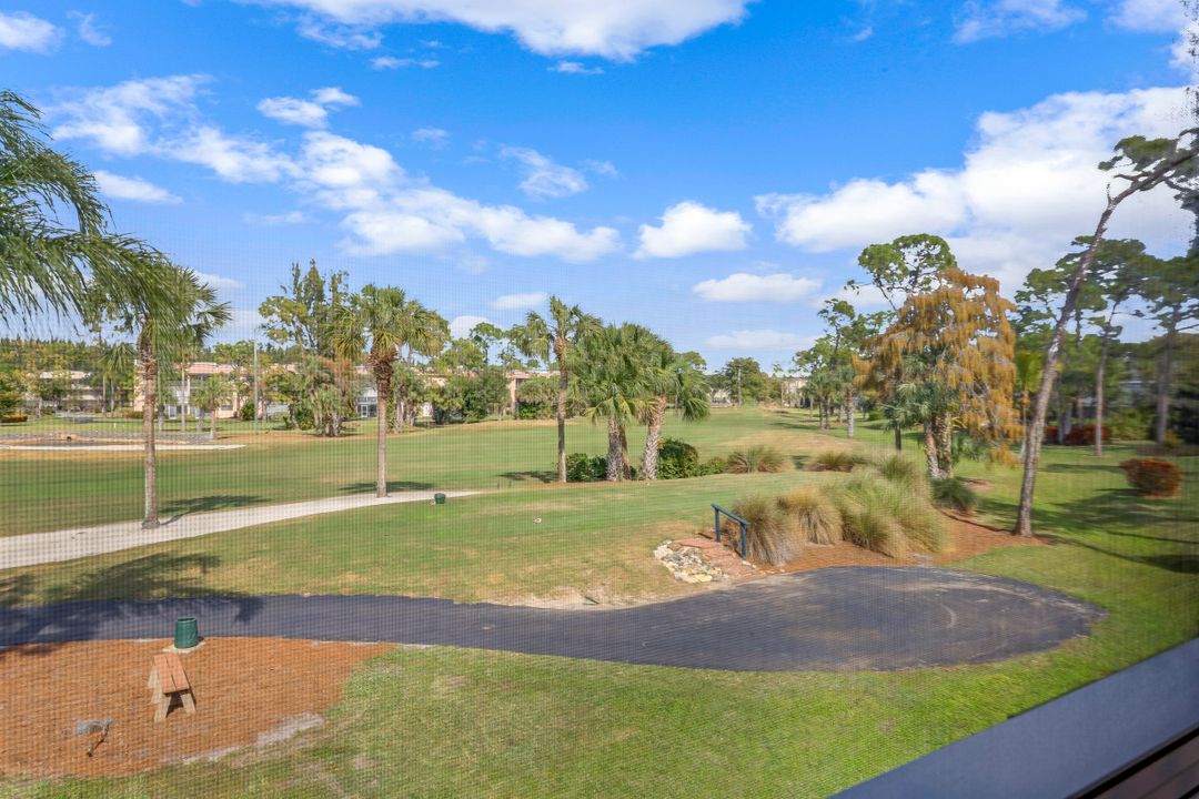 368 Woodshire Ln #B10, Naples, FL 34105