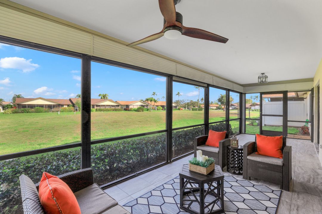 307 Reynolds Ct, Naples, FL 34112