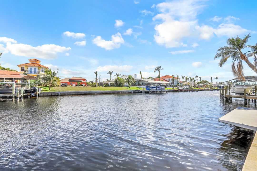 5005 SW 25th Pl, Cape Coral, FL 33914