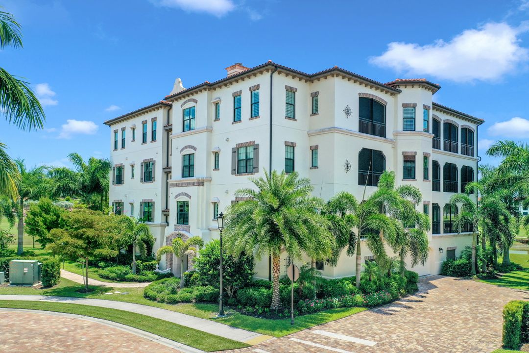 16444 Carrara Way #301, Naples, FL 34110