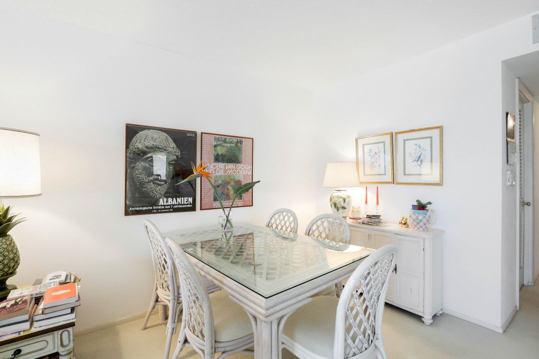 10573 Gulf Shore Dr #304, Naples, FL 34108