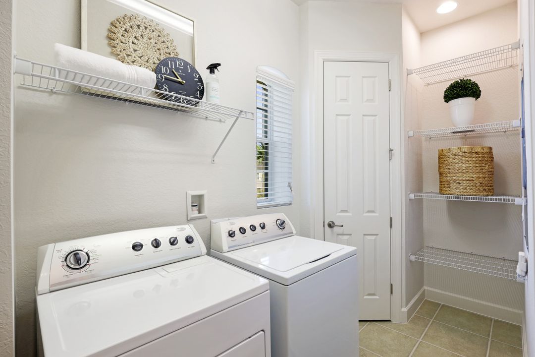 9512 Ironstone Terrace #202, Naples, FL 34120