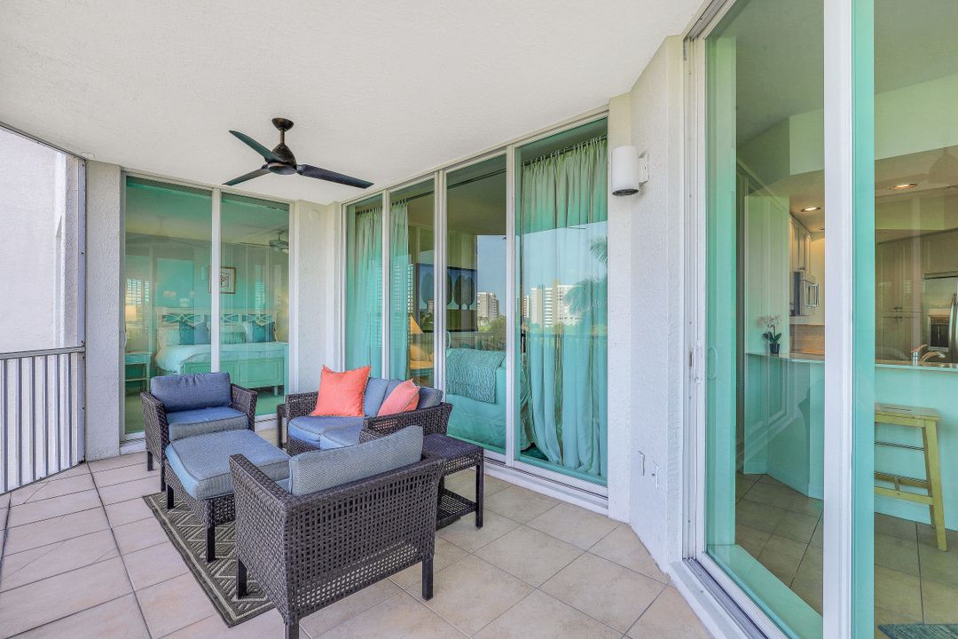 300 Dunes Blvd #Unit 305, Naples, FL 34110