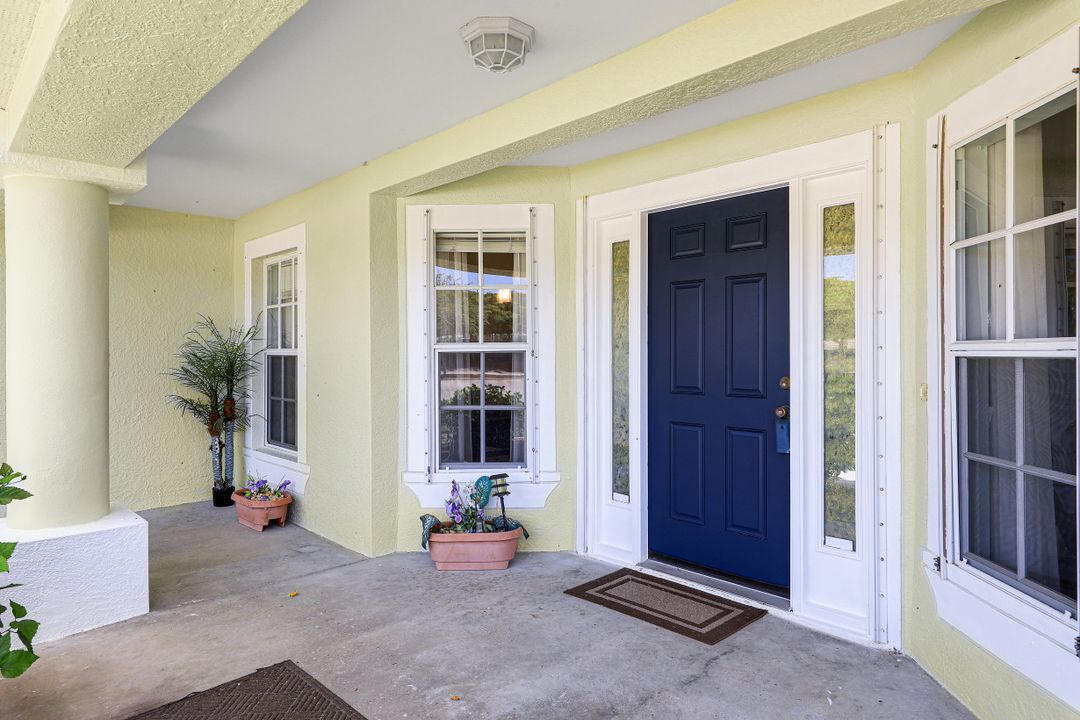 1803 Surfside Blvd, Cape Coral, FL 33991