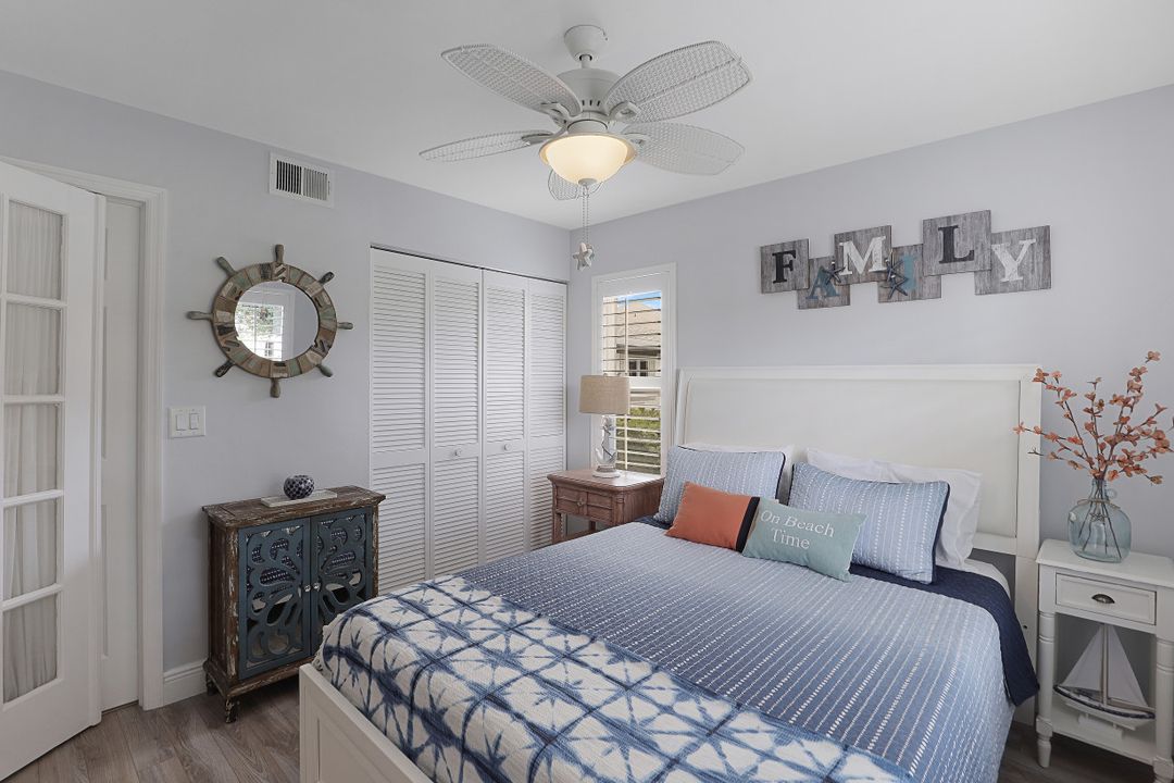 1365 Mainsail Dr #1605, Naples, FL 34114