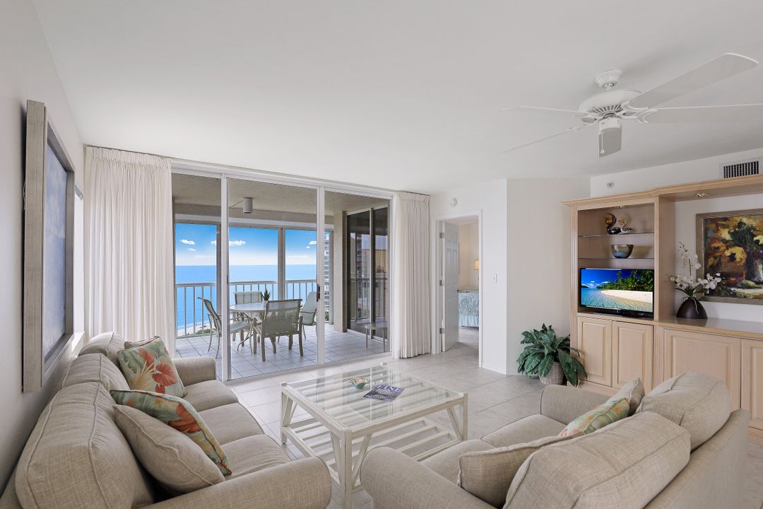 40 Seagate Dr #1101, Naples, FL 34103