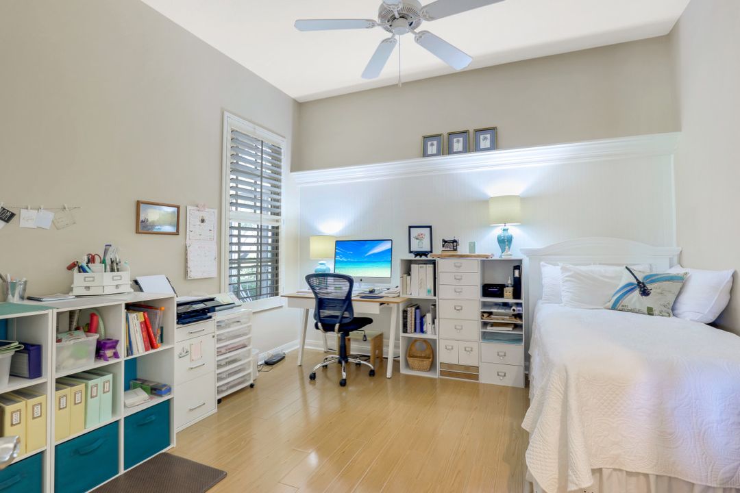4420 Prescott Ln, Naples, FL 34119