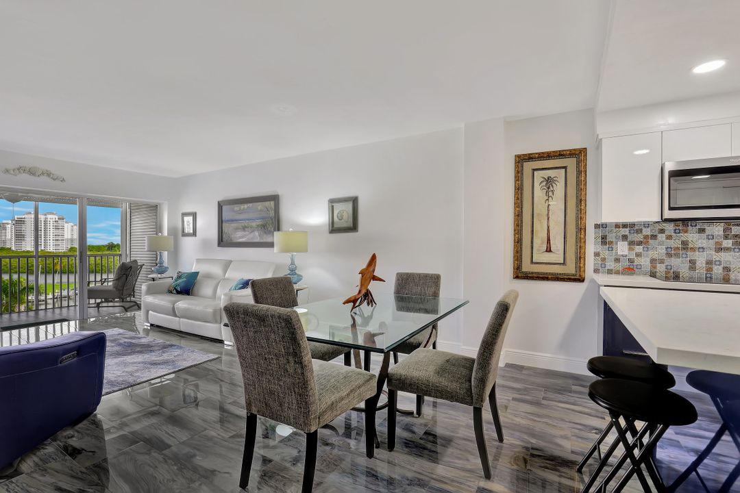 1 Bluebill Ave #703, Naples, FL 34108