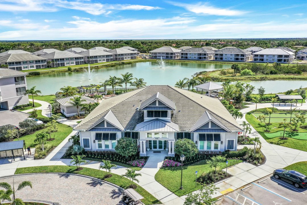 164 Indies Dr East #106, Naples, FL